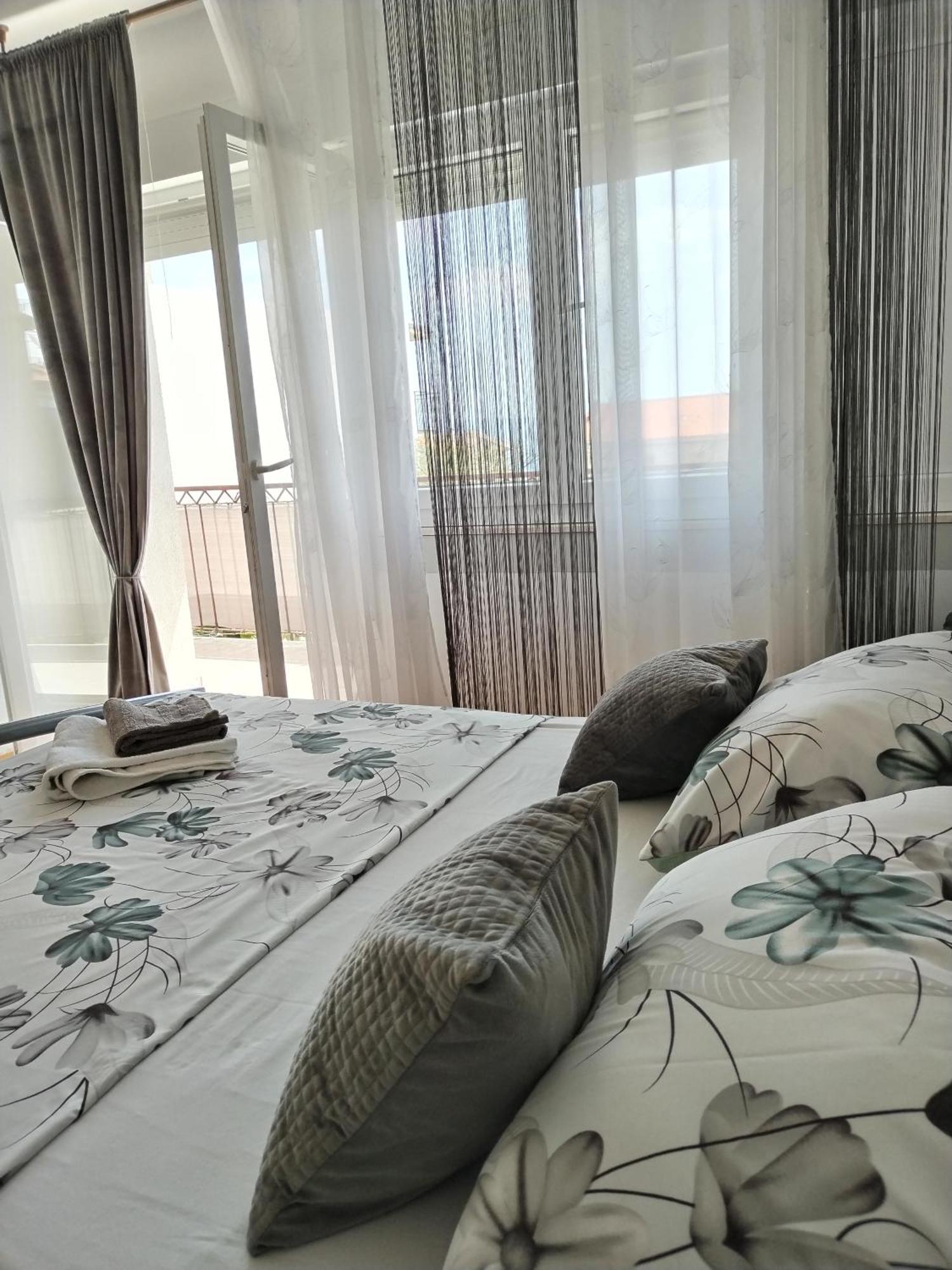 Apartment Marina Podstrana Eksteriør bilde